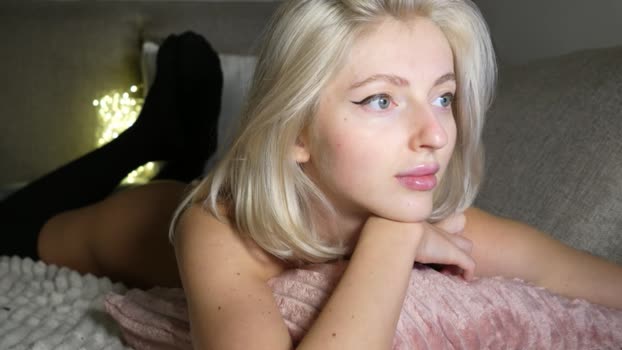 yournaughtymiss kiss Webcam SHOW @ Chaturbate 16-11-2024