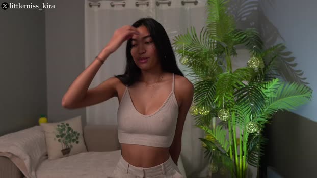 littlemiss_kira deep Webcam SHOW @ Chaturbate 17-11-2024