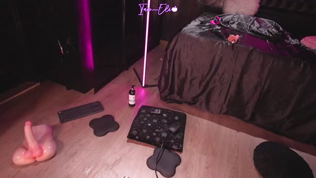 iam_eli Naked Webcam SHOW @ Chaturbate 23-11-2024