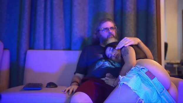 cheeseburgerjesus horny Webcam SHOW @ Chaturbate 25-11-2024