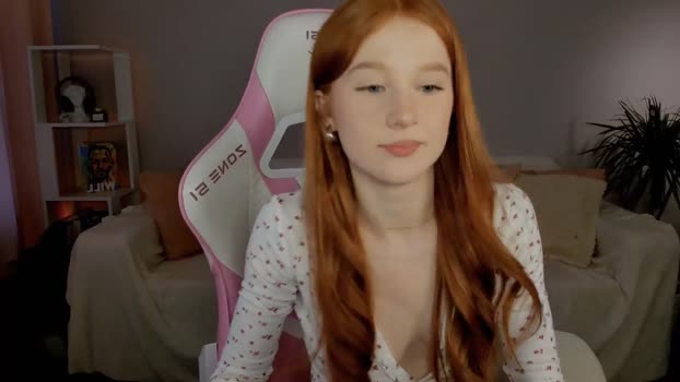 leahsthetics natural Webcam SHOW @ Chaturbate 25-11-2024