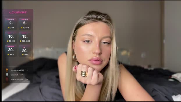 skyffi fuckme Webcam SHOW @ Chaturbate 25-11-2024