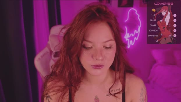 elsie_ginger toys Webcam SHOW @ Chaturbate 03-12-2024