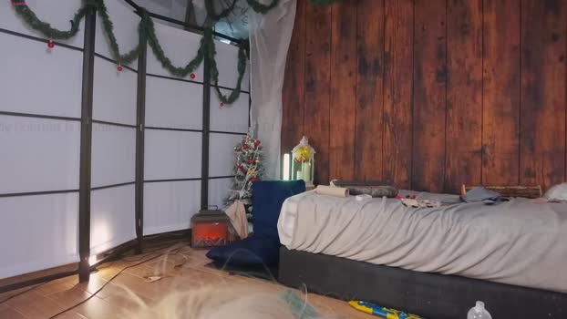 mollyflwers toy Webcam SHOW @ Chaturbate 03-12-2024