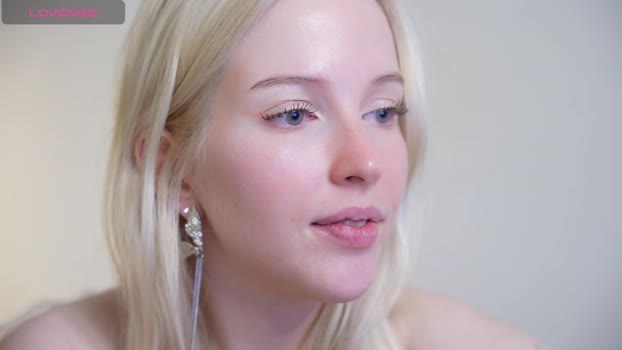 my_stella kiss Webcam SHOW @ Chaturbate 03-12-2024