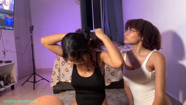kittyand fuckme Webcam SHOW @ Chaturbate 04-12-2024