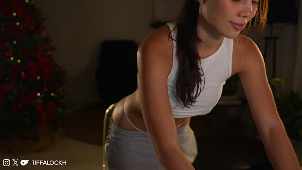 tifalock_ fuckpussy Webcam SHOW @ Chaturbate 04-12-2024
