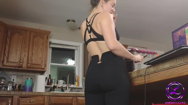 chroniclove sucktits Webcam SHOW @ Chaturbate 05-12-2024