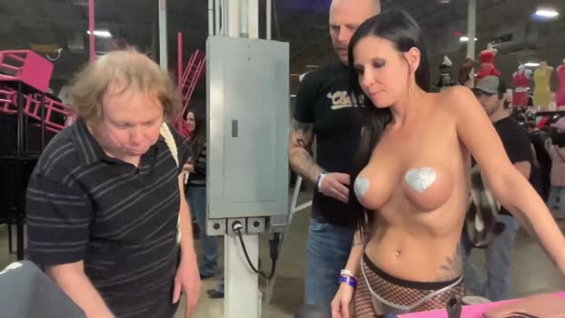 ava_west natural Webcam SHOW @ Chaturbate 06-12-2024
