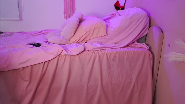 little_effy18_ natural Webcam SHOW @ Chaturbate 06-12-2024