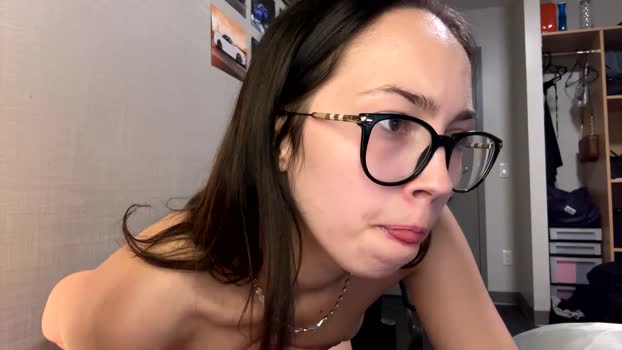 pprincesskyliee love Webcam SHOW @ Chaturbate 08-12-2024