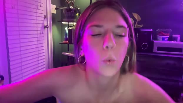 oliviahansleyy Porn Webcam SHOW @ Chaturbate 10-12-2024