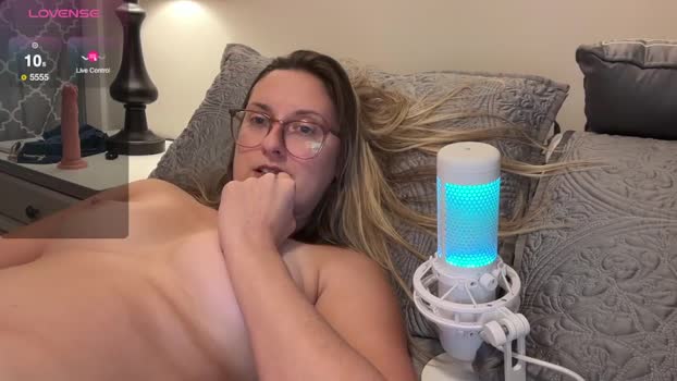 wanderlustjade lick Webcam SHOW @ Chaturbate 09-12-2024