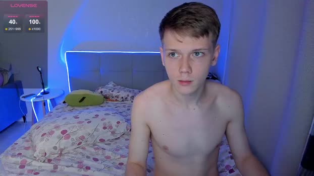 olvr_zoolander deep Webcam SHOW @ Chaturbate 11-12-2024