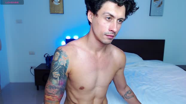 shineblue2728 kissing Webcam SHOW @ Chaturbate 13-12-2024