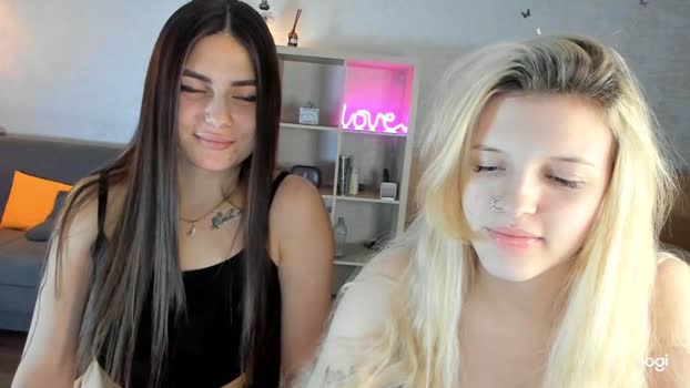 caressyourself sweet Webcam SHOW @ Chaturbate 13-12-2024
