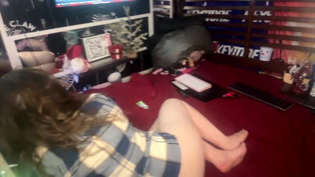 cock_n_creamz_n_wet_dreamz show Webcam SHOW @ Chaturbate 13-12-2024