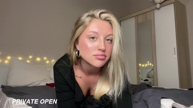 skyffi Video Webcam SHOW @ Chaturbate 13-12-2024