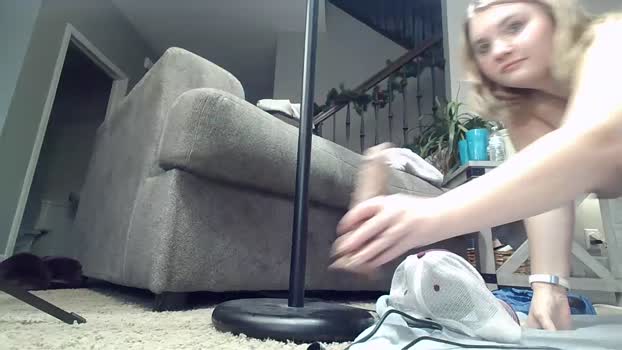 bi_sexualmilf Show Webcam SHOW @ Chaturbate 17-12-2024