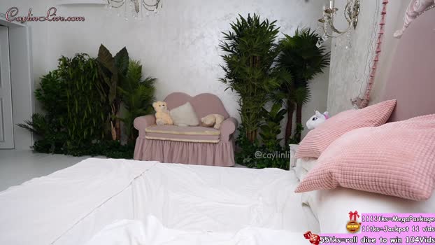 caylin spank Webcam SHOW @ Chaturbate 17-12-2024