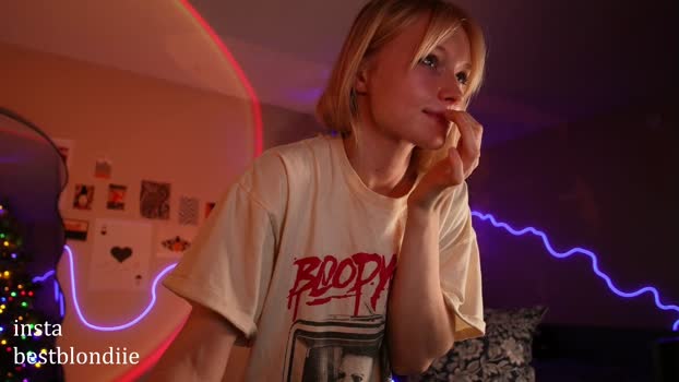 bestblondiiecb strip Webcam SHOW @ Chaturbate 19-12-2024