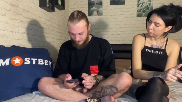 hotcoupleee2020 Topless Webcam SHOW @ Chaturbate 20-12-2024