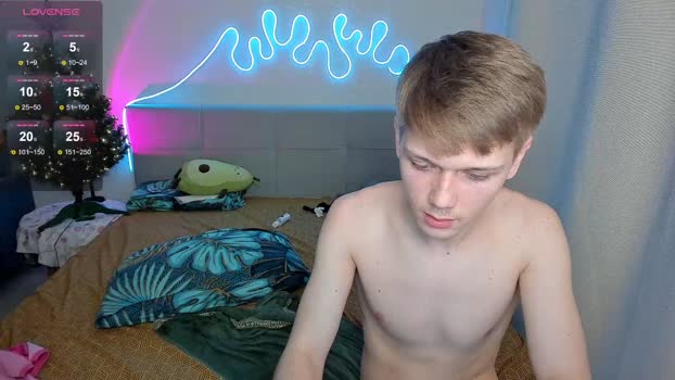 olvr_zoolander fuckher Webcam SHOW @ Chaturbate 25-12-2024