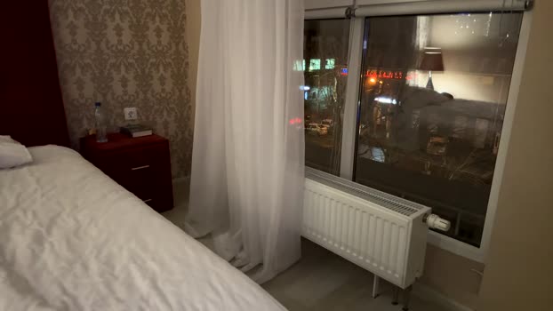 bitter_moon fingering Webcam SHOW @ Chaturbate 26-12-2024
