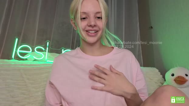 lesi_moonie natural Webcam SHOW @ Chaturbate 28-12-2024
