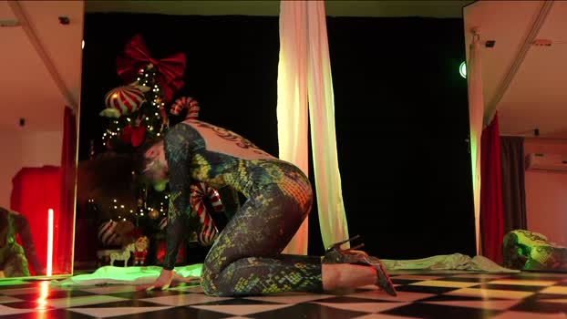 _meganmeow_ Show Webcam SHOW @ Chaturbate 27-12-2024