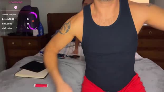 bigguylilmiss kissing Webcam SHOW @ Chaturbate 29-12-2024