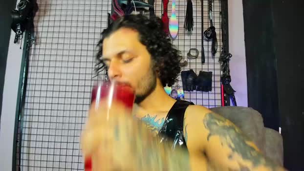 twisted_fantasy_ sexykitty Webcam SHOW @ Chaturbate 01-01-2025