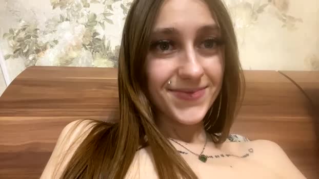 viktoria9898 jerkoff Webcam SHOW @ Chaturbate 01-01-2025