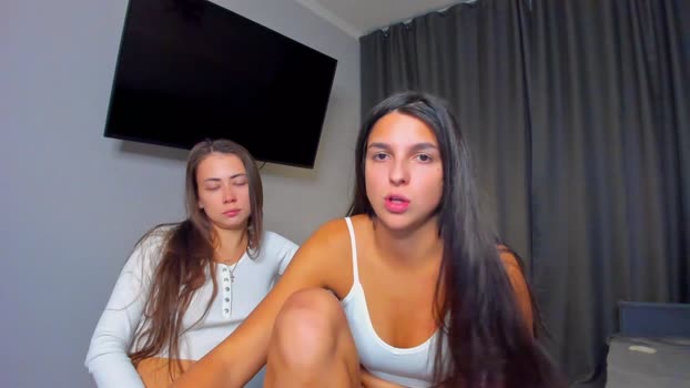 gabri_baby cute Webcam SHOW @ Chaturbate 03-01-2025