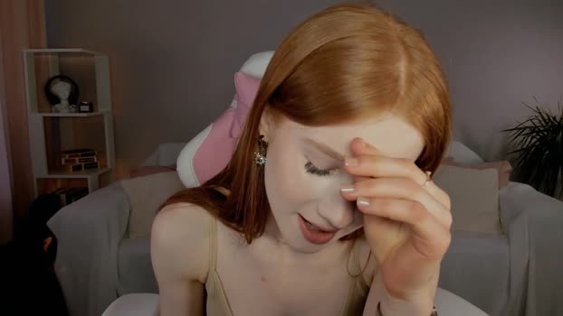 leahsthetics lickpussy Webcam SHOW @ Chaturbate 05-01-2025