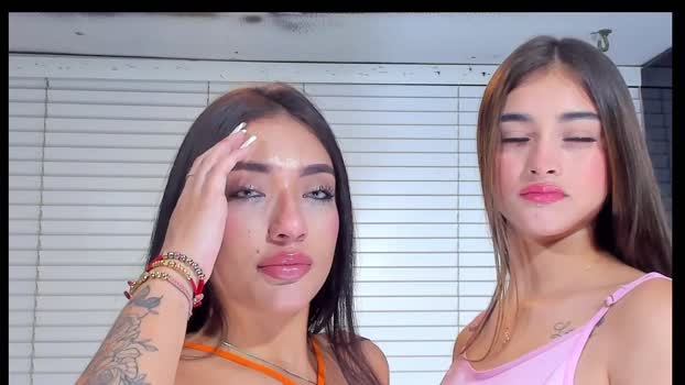cuteanddesesperate suckshow Webcam SHOW @ Chaturbate 05-01-2025