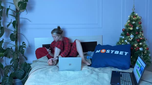 vorvik bigtoys Webcam SHOW @ Chaturbate 06-01-2025