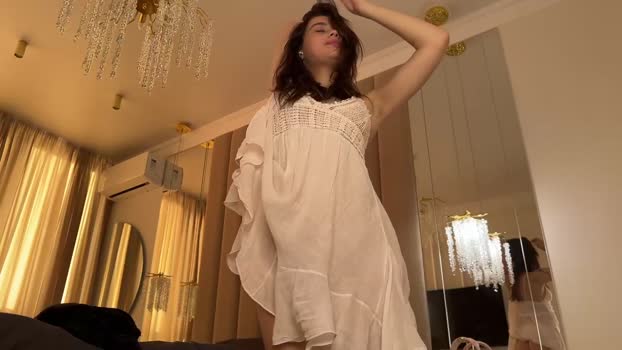 cuteelsa_ kiss Webcam SHOW @ Chaturbate 07-01-2025