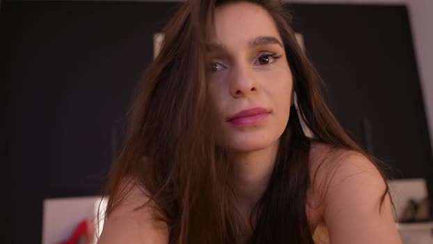 dovia toys Webcam SHOW @ Chaturbate 09-01-2025