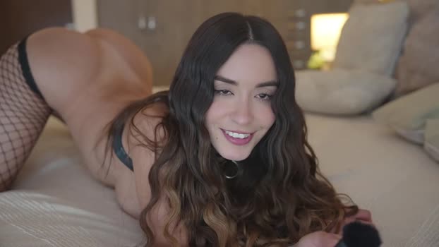 emyii fuckpussy Webcam SHOW @ Chaturbate 08-01-2025