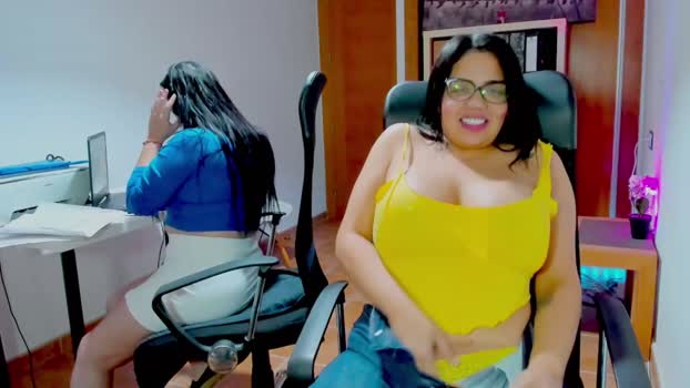 redskyxxx_ suckshow Webcam SHOW @ Chaturbate 09-01-2025