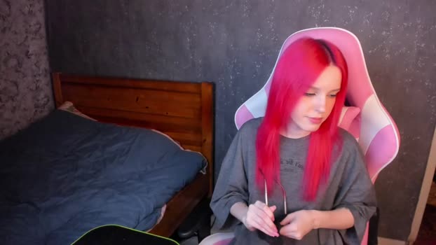 sledadora fuckme Webcam SHOW @ Chaturbate 09-01-2025
