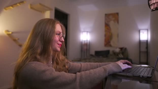 hotchillylovers sexykitty Webcam SHOW @ Chaturbate 10-01-2025