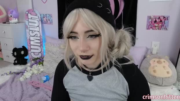 crimsonkitten toys Webcam SHOW @ Chaturbate 19-01-2025