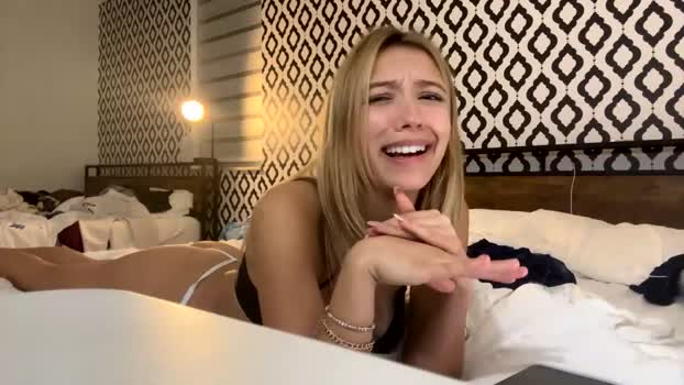 paigesylviaa lick Webcam SHOW @ Chaturbate 19-01-2025