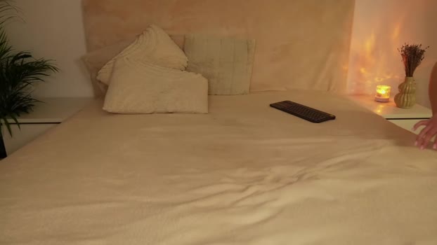 funny_to_see_you_here sucktits Webcam SHOW @ Chaturbate 24-01-2025