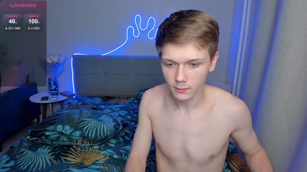 olvr_zoolander suckcock Webcam SHOW @ Chaturbate 25-01-2025