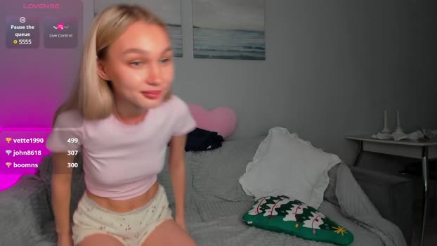 wladilia legs Webcam SHOW @ Chaturbate 10-02-2025