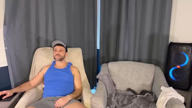 bigguylilmiss squirt Webcam SHOW @ Chaturbate 11-02-2025