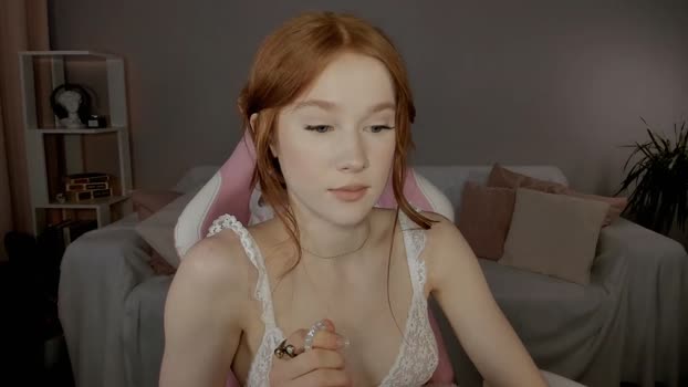 leahsthetics lovense Webcam SHOW @ Chaturbate 13-02-2025